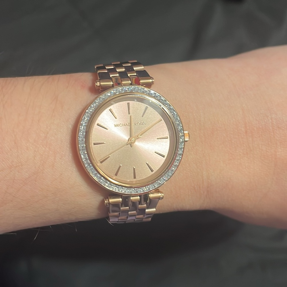 Michael Kors - rose gold watch - Picture 4 of 5